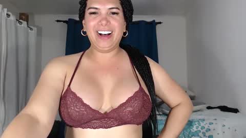 Snapshot of latinaflower_ts chatting on 03-01-25, 04:26 FLOR SALVAJE online show from 03-01-25, 04:26