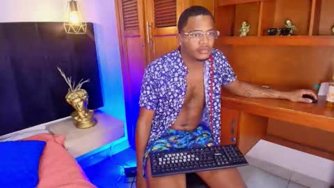 latinblack_98 online show from 01-09-26, 07:59
