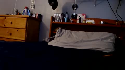 lee  james online show from 12-20-25, 08:54