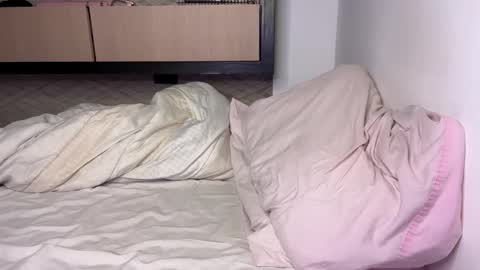 Snapshot of latinella chatting on 12-13-24, 08:51 Hi - online show from 12-13-24, 08:51