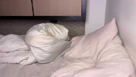 Snapshot of latinella chatting on 12-27-24, 05:52 Hi - online show from 12-27-24, 05:52