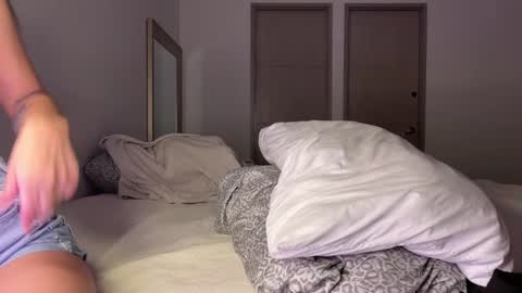 Snapshot of latinella chatting on 02-14-25, 03:11 Hi - online show from 02-14-25, 03:11