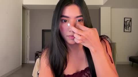Snapshot of latinella chatting on 09-17-25, 02:02 Hi - online show from 09-17-25, 02:02