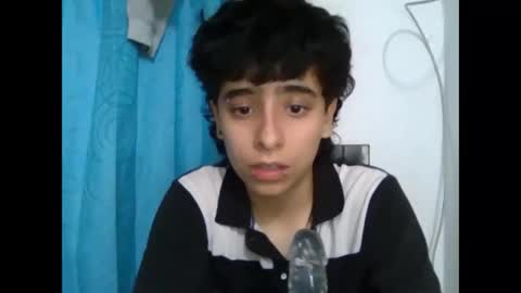 Snapshot of latinheatx22 chatting on 05-01-26, 02:16 latinheatx22 online show from 05-01-26, 02:16