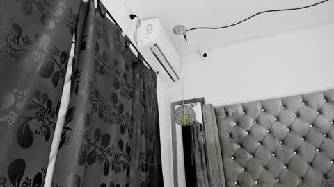 Zeus online show from 12-23-24, 06:11