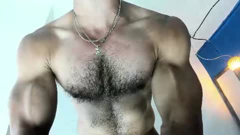 Zeus online show from 06-18-26, 09:14