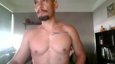Snapshot of latinhotcouple33 chatting on 05-28-26, 10:40 wolves online show from 05-28-26, 10:40