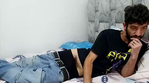 Snapshot of latinlustandfrenchkiss chatting on 11-27-25, 03:36 latinlustandfrenchkiss online show from 11-27-25, 03:36