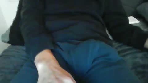 latinman7945 online show from 12-17-25, 06:19