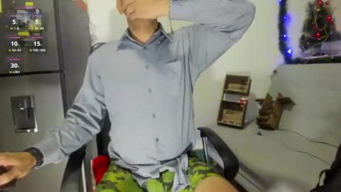 Snapshot of latinmartin73 chatting on 12-11-24, 01:37 latinmartin73 online show from 12-11-24, 01:37