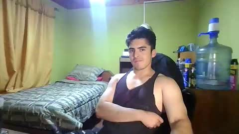 Snapshot of latinn_babe chatting on 02-15-26, 03:47 latinn_babe online show from 02-15-26, 03:47