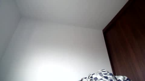 Snapshot of latinndexter chatting on 04-28-26, 12:10 DEXTER online show from 04-28-26, 12:10