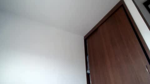 Snapshot of latinndexter chatting on 05-14-26, 11:17 DEXTER online show from 05-14-26, 11:17