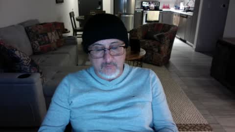 QS - INDEPENDENT MODEL online show from 01-19-25, 07:57