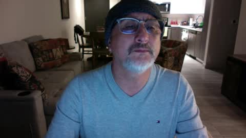 QS - INDEPENDENT MODEL online show from 02-13-25, 05:05