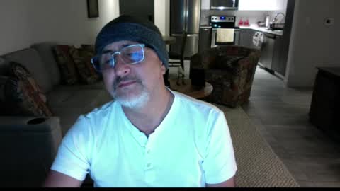 QS - INDEPENDENT MODEL online show from 02-28-25, 06:10