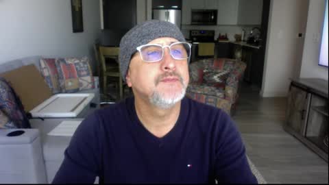 QS - INDEPENDENT MODEL online show from 03-09-25, 03:16