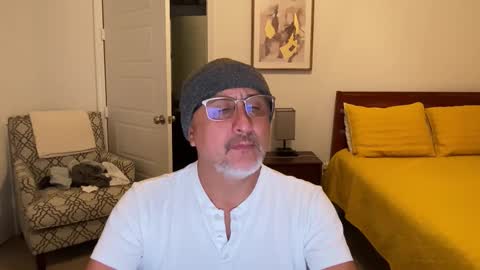 QS - INDEPENDENT MODEL online show from 11-16-25, 05:57