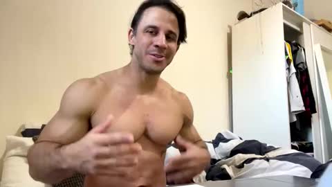 Snapshot of latino_rodri chatting on 04-24-26, 03:25 latino_rodri online show from 04-24-26, 03:25
