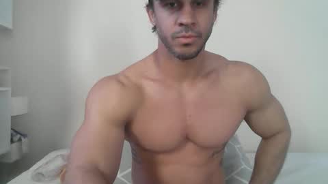 Snapshot of latino_rodri chatting on 04-29-26, 06:28 latino_rodri online show from 04-29-26, 06:28