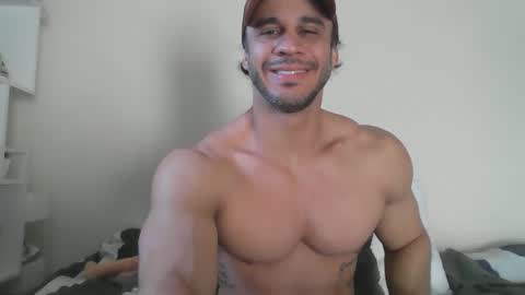 Snapshot of latino_rodri chatting on 05-12-26, 06:43 latino_rodri online show from 05-12-26, 06:43