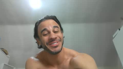 Snapshot of latino_rodri chatting on 05-15-26, 05:36 latino_rodri online show from 05-15-26, 05:36