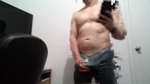 latinohot121 online show from 04-06-26, 07:31