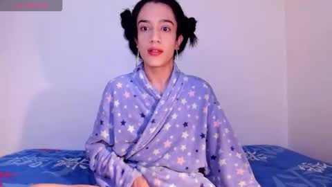 Snapshot of latinsecretfantasy chatting on 11-11-25, 11:21 latinsecretfantasy online show from 11-11-25, 11:21