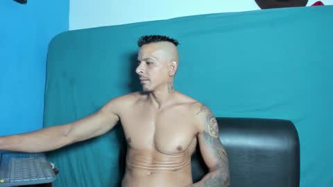 LatinShaman online show from 10-05-25, 02:43