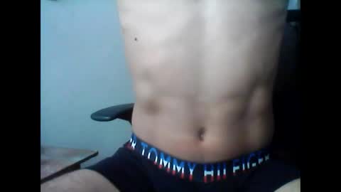 Snapshot of latintropikal chatting on 03-02-25, 08:07 Latin Flow online show from 03-02-25, 08:07