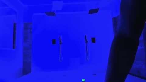 Snapshot of latrellx7 chatting on 12-28-24, 12:03 LEANDRO online show from 12-28-24, 12:03