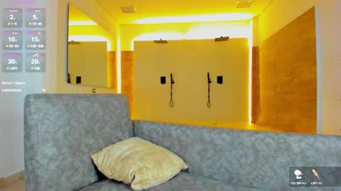 Snapshot of latrellx7 chatting on 01-28-25, 03:04 LEANDRO online show from 01-28-25, 03:04