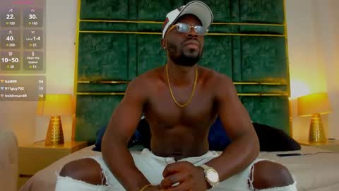 Snapshot of latrellx7 chatting on 02-16-25, 03:16 LEANDRO online show from 02-16-25, 03:16