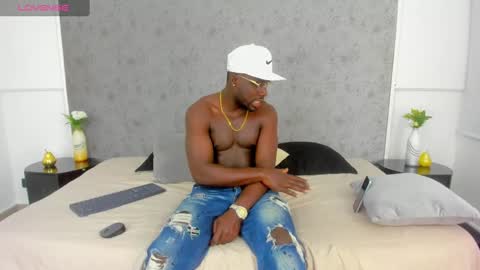 Snapshot of latrellx7 chatting on 02-26-25, 11:30 LEANDRO online show from 02-26-25, 11:30