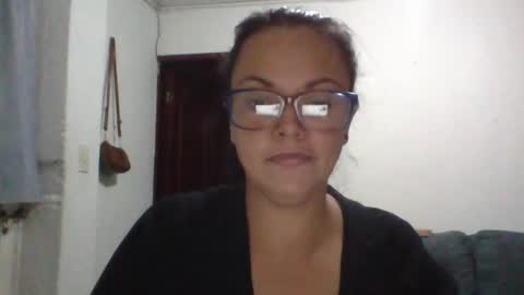 Snapshot of lau16310 chatting on 01-17-26, 01:32 Laura online show from 01-17-26, 01:32