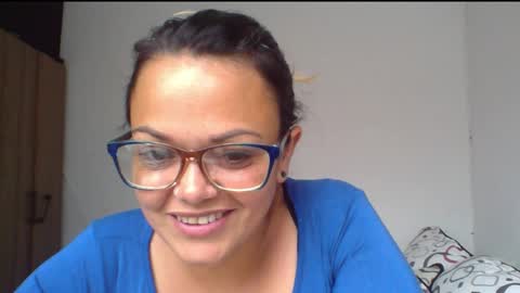 Snapshot of lau16310 chatting on 02-06-26, 09:29 Laura online show from 02-06-26, 09:29