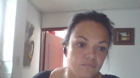 Snapshot of lau16310 chatting on 02-18-26, 01:29 Laura online show from 02-18-26, 01:29