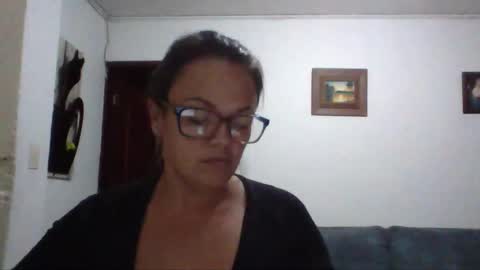 Snapshot of lau16310 chatting on 02-20-26, 12:29 Laura online show from 02-20-26, 12:29