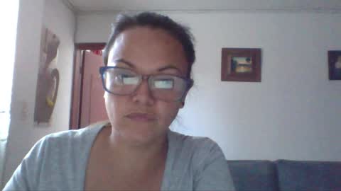 Snapshot of lau16310 chatting on 02-20-26, 04:29 Laura online show from 02-20-26, 04:29