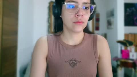 Snapshot of laujgray chatting on 05-29-26, 03:21 laujgray online show from 05-29-26, 03:21