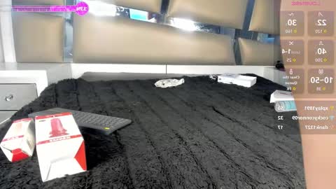 laura__js_ online show from 11-24-25, 05:34