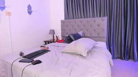 Snapshot of laura__martiinez chatting on 03-03-26, 03:07 online show from 03-03-26, 03:07