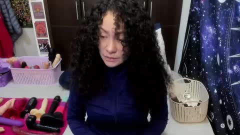 Snapshot of laura_anal_ chatting on 04-24-26, 06:43 Wen online show from 04-24-26, 06:43