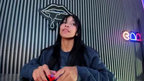 Laura online show from 02-07-25, 08:10