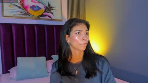 Laura online show from 04-08-26, 12:38