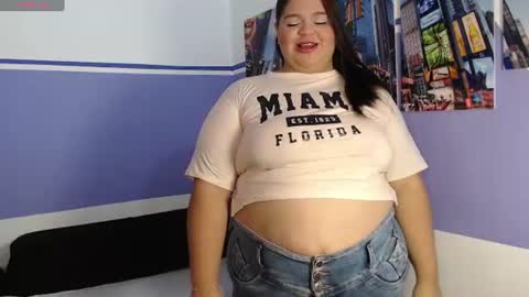 Snapshot of laura_br1 chatting on 07-08-26, 12:20 LAURA online show from 07-08-26, 12:20