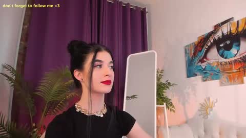 Laura online show from 06-11-26, 12:32
