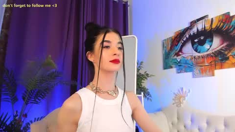 Snapshot of laura_coy chatting on 06-11-26, 02:53 Laura online show from 06-11-26, 02:53
