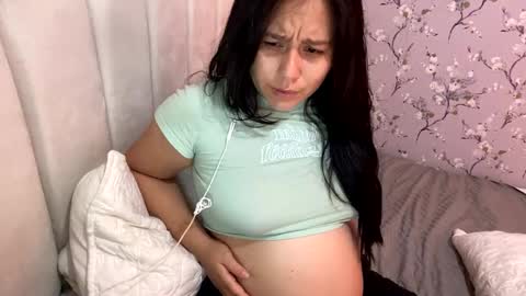 Snapshot of laura_d23 chatting on 02-06-25, 03:06 laura online show from 02-06-25, 03:06