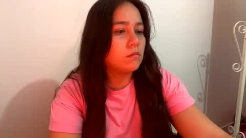 Snapshot of laura_d23 chatting on 09-10-25, 01:49 laura online show from 09-10-25, 01:49